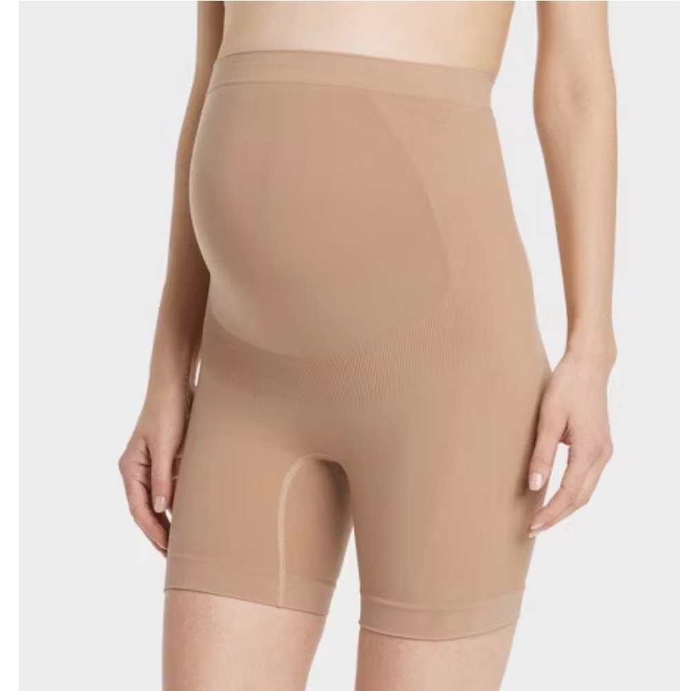 Isabel by Ingrid & Isabel Maternity Shapewear Shorts Taupe XS Seamless Support
